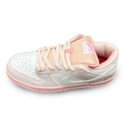 Nike Dunk SB Low Pigeon Light Pink