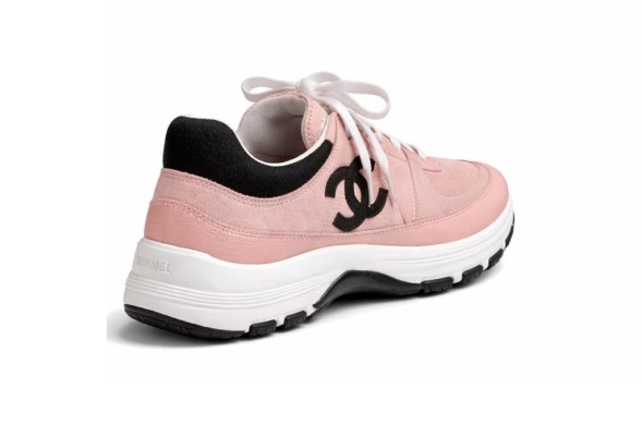 Женские кроссовки Chanel Metiers D'art Laminated and Suede Calfskin Sneakers Coral