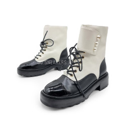Chanel Boots Black/White
