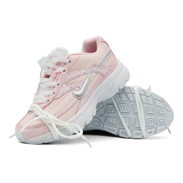 Женские кроссовки Nike Initiator Slip Resistant Light Pink