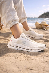 On Running Cloudtilt White/Light Grey